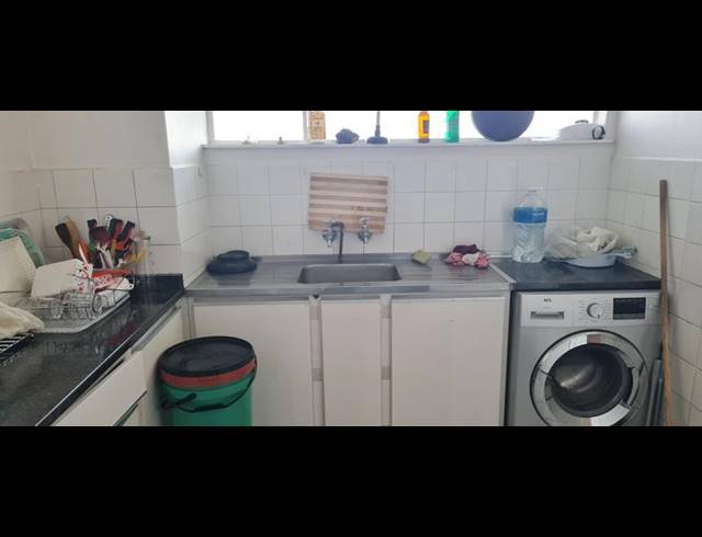 2 BEDROOM PROPERTY TO RENT IN BEDFORD GARDENS